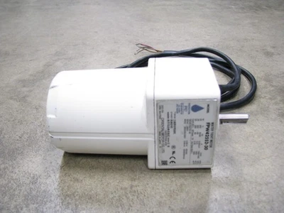 ORIENTAL Electric Gear Motor FPW425S2-30 Water Tight 3Ph 200-230V 53rpm - Image 1 of 4