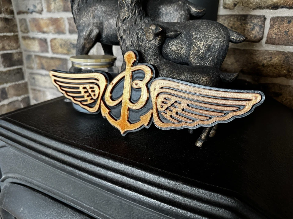 BR3TTIN3D Insegna 3D Breitling Wings - per uomo grotta, garage, camera da letto, ufficio | 33 cm x 12,5 cm