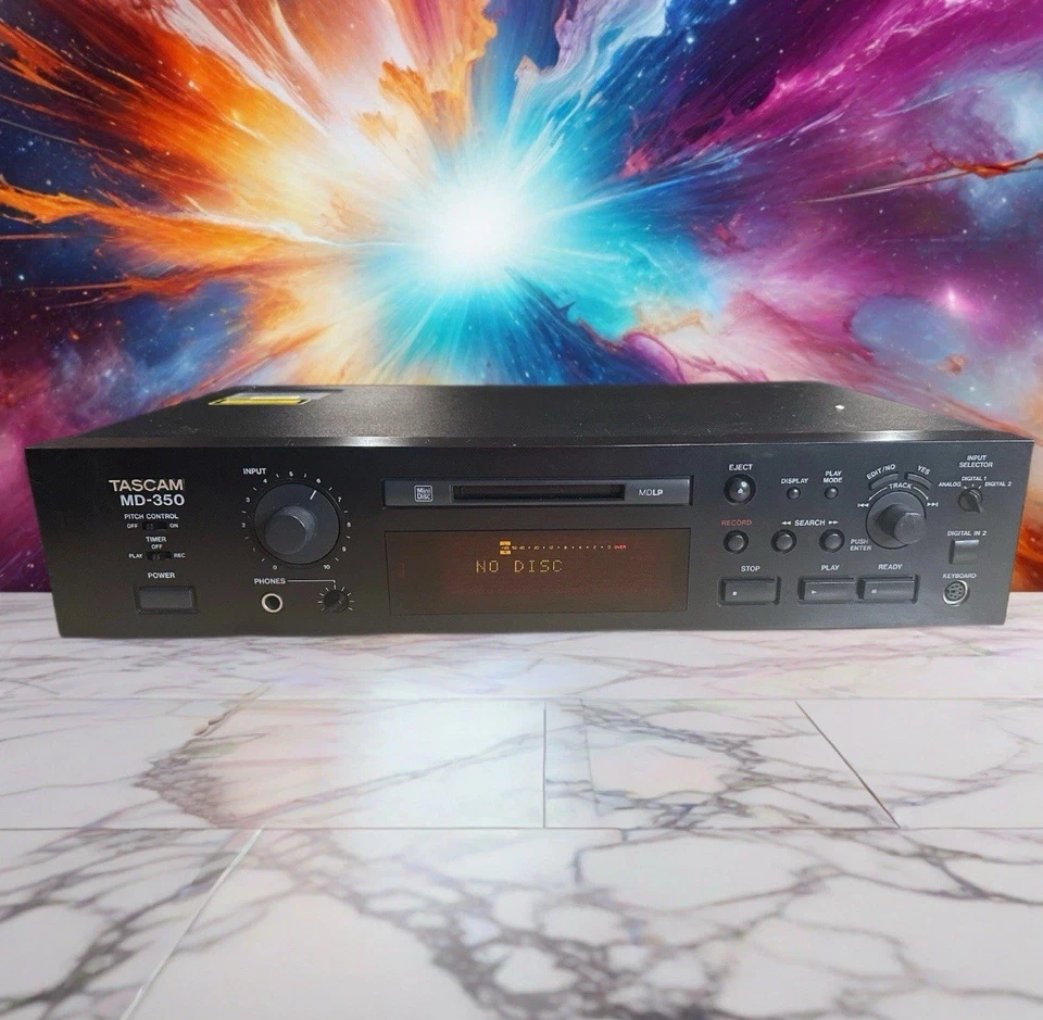 Minidisco TASCAM MD-350 MDLP [Negro] *TOTALMENTE REPARADO + Control remoto nuevo Foto 1 de 4