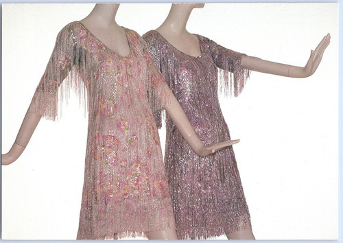 SAINT LAURENT (YSL) Cartolina retrò Yves Saint Laurent abiti da sera con perline 1983 NY MMA mostra