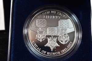 US 2011 P MEDAL OF HONOR $1 -PROOF-MINT PACKAGING - Picture 1 of 11