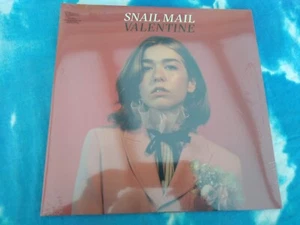 SNAIL MAIL - VALENTINE RARE DINKED PINK GOLD VINYL + WHITE FLEXI + ARTCARD 375## - Bild 1 von 3