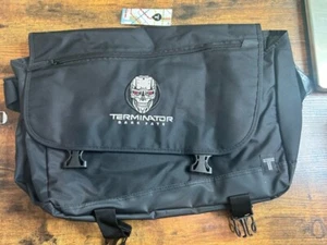 NWT Terminator Dark Fate 2019 Movie Promo Nylon Sling Computer Messenger Bag - Picture 1 of 7