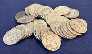 1950's Quarter Roll 90% Silver 40 Coins $10 Face - Picture 1 of 4