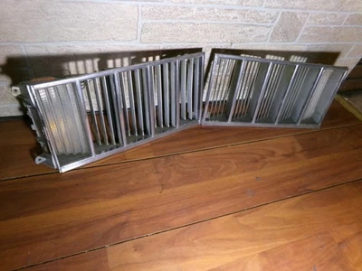 Conjunto de parrilla/luz de estacionamiento del lado del conductor para Pontiac Phoenix 1977, 1978, 1979 Foto 1 de 4