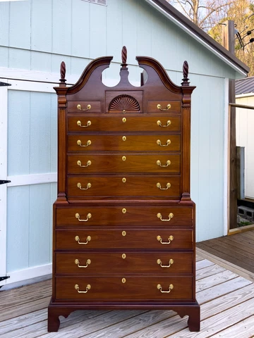 Hickory Chair James River Plantation Chippendale Mahogany High Chest on Chest Cover