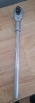 РЕДУКТОРНЫЙ КЛЮЧ 81400 храповик 3/4 дюйма привод 24 зуба 19-3/4 дюйма L накатанная ручка полировка  - Изображение 1 из 4