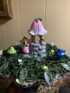 Handcrafted Fairy Garden ๐๐ - Picture 1 of 6