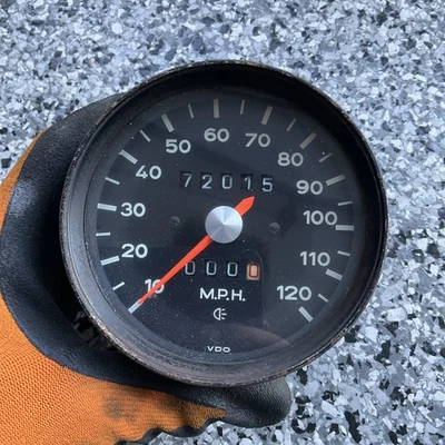 Velocímetro Porsche 914 120 m/ph VDO 10/71 914 641 505 11 Foto 1 de 4