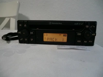  Mercedes Audio 10 CD MF2910 AUX / MP3 RADIO - Bild 1 von 4