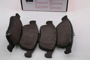 Kit pastiglie freno Brembo P 68 050, freno a disco - Foto 1 di 8