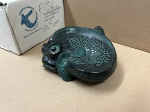Bandeja de jabón para platos de diseñador de baño de diseñador Turnstyle Designs ébano pescado - Imagen 1 de 12