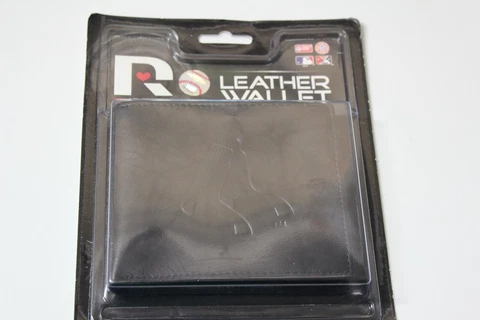 Boston Red Sox Black Leather Wallet Rico Industries Men's Engraved Billfold MLB Cover