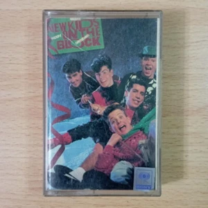NKOTB - New Kids on the Block - Merry, Merry Christmas (1989) Cassette / 0676 - Picture 1 of 8
