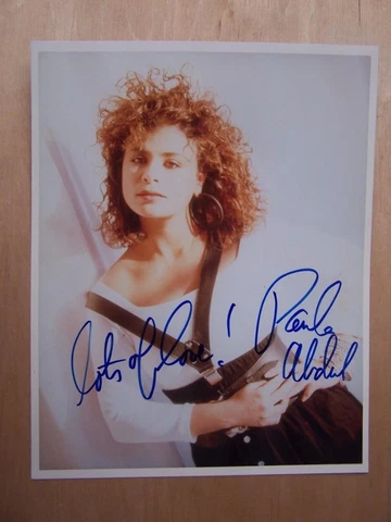Autograph - Paula Abdul - 10 x 8 inches Cover