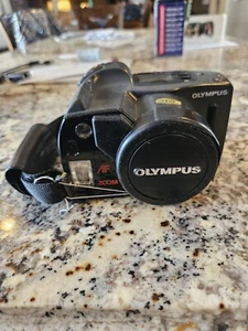 Olympus Infinity Superzoom 330 35mm Film Point Shoot Camera Auto Focus Zoom - Picture 1 of 3