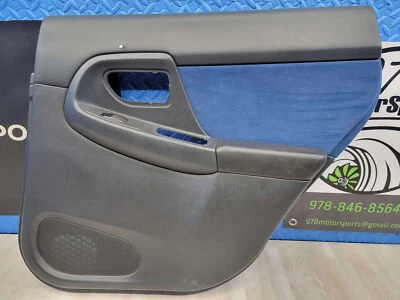 Subaru WRX STI 2004 2,5 OEM pasajero panel de puerta trasera derecha (C) 94220FE830OE Foto 1 de 4