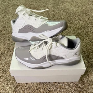 Air Jordan 11 CMFT Low Damengröße 8,5 mit Karton - Bild 1 von 5
