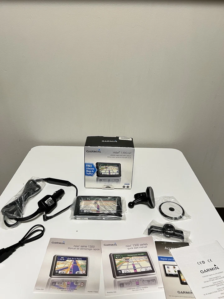 Garmin Nuvi 1390LMT Navigator GPS Bluetooth Free Lifetime Maps Accessories 4.3" - Image 1 of 4