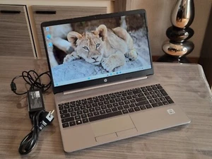PC Ordinateur PORTABLE HP Notebook 250 G8 i3 1005G1 8 Go 256 Go SSD (1) - Photo 1/9