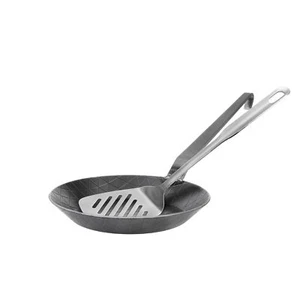 GRÄWE Schmiedeeiserne Pfanne Eisenpfanne 20 cm Bratpfanne mit Pfannenwender - Bild 1 von 3