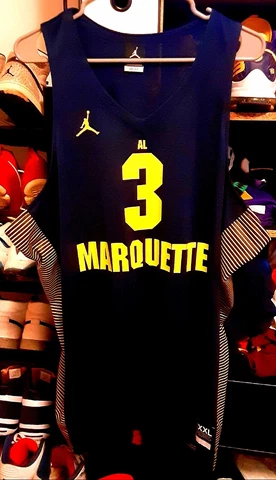 Dwayne Wade #3 Nike Jordan Marquette Golden Eagles Basketball Jersey Mens 2X XXL Cover