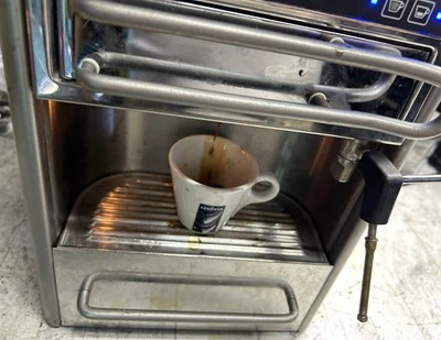 LAVAZZA Espresso Point Matinee Macchina Caffè Espresso 760 Tazze 2a Generazione - Immagine 1 di 4