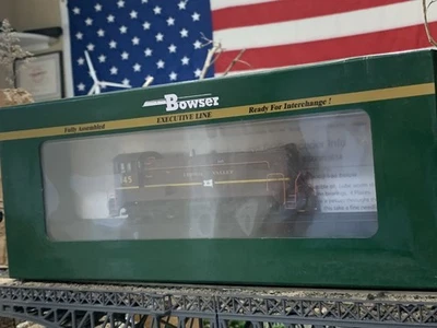 HO Scale Bowser DS4-4-1000 DCC Ready Diesel Locomotive Switcher LV Lehigh Valley - Image 1 of 4