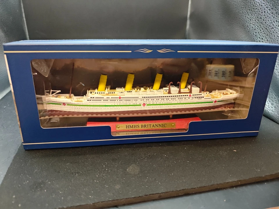 Atlas Editions - HMHS BRITANNIC Ship 7572013 Scale Model Ship Boxed & Cert (272) - Image 1 of 4