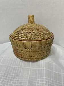 Vintage Intricately Woven Basket with Domed Lid Southwest Native Dye - Picture 1 of 12