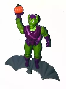 FIGURA DE ACCIÓN COMPLETA DE LA SERIE MARVEL UNIVERSE USADA GOBLIN VERDE HASBRO - Imagen 1 de 2