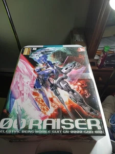 Kit Modelo Celestail Elevador Bandai 1/100 MG Gundam 00 GN-0000 + GNR 010 - Imagen 1 de 8