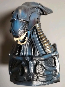 Alien Queen Coin Bank 20th Century Fox Diamond Select Toys 2016 8 X 8in - Picture 1 of 4