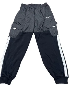 Nike Outdoor Hybrid black And White Cargo pants Size Youth Size Large - Picture 1 of 5