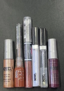 N.Y.C Quality Liquid Lip Shines/Pencil & Pout/Smooch Proof Lip Gloss - Picture 1 of 7