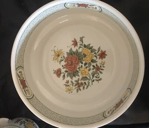 Villeroy Boch German Large Serving Bowl Porcelain China 9”x3 7/8” “Summer Day” - Picture 1 of 3
