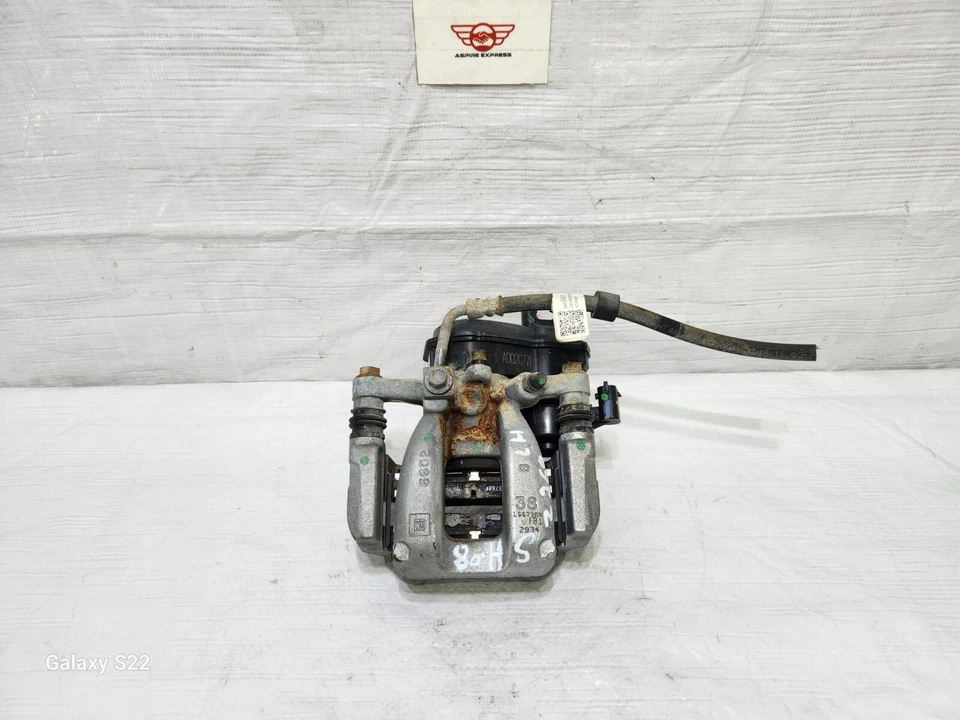 2018-2025 GMC Terrain Brake Caliper Rear Left Driver Side AWD OEM 84323158 Foto 1 de 4