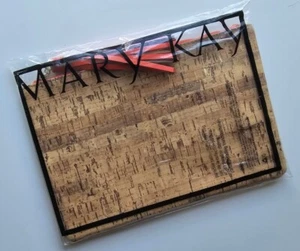 Mary Kay Paradise Calling Collection Bag 2014 6"x9" Cosmetic Bag - Picture 1 of 4