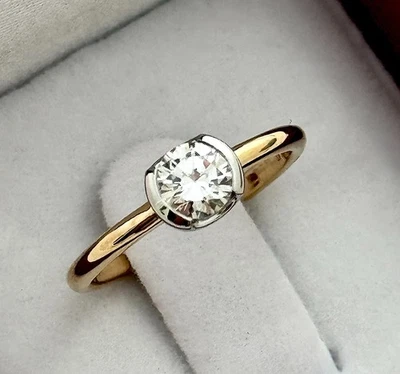 DIAMOND SOLITAIRE 18K GOLD, 0.53 CAR DIAMOND, VS1, I, GIA CERT, RET USD $2,550+T - Image 1 of 4