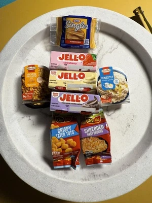 ZURU Mini Llena La Nevera - 8 - 3 Jellos, 3 Patatas, Kraft Individuales, Nuevo Foto 1 de 4