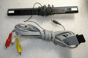 Nintendo Wii 2-Piece-AV Cable RVL-009 & Gray RVL-014 Sensor Bar-Good - Picture 1 of 9