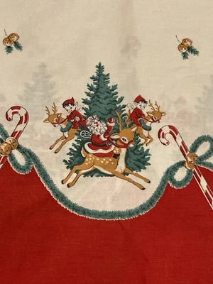 Tela navideña vintage SANTA con borde de elfos y renos 2 yardas Foto 1 de 4