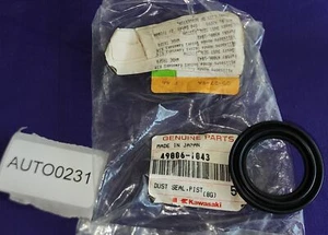AUTO0231 - Kawasaki 49006-1043 Dust Seal Piston - New Old Stock - Picture 1 of 2