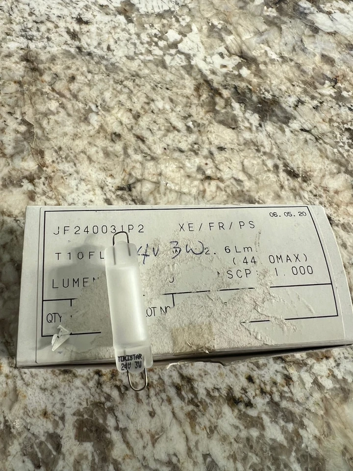 3 Watt 24 Volt Frosted Xenon Rigid Loop Lamp T10X44R24V 3W Frosted - Image 1 of 1