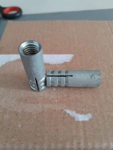100 Stück Einschlaganker Einschlagdübel M8x30mm Schwerlastdübel Betonanker - Bild 1 von 2