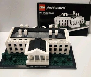 LEGO ARCHITECTURE: The White House (21006) 97% Complete With Box & Instructions - Picture 1 of 5