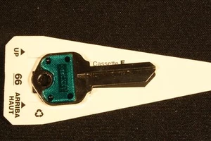 Lot of 25 AXXESS + GREEN ColorPlus #66 KEY BLANKS. Nickel plated Brass. - Picture 1 of 3