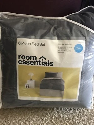 Room Essentials 6 Piece Bed Set Twin - Image 1 of 4