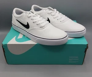 Nike SB Chron 2 Unisex Freizeit Sneaker in Weiß/Schwarz Größe UK 8 EU 42,5 NEU - Bild 1 von 13