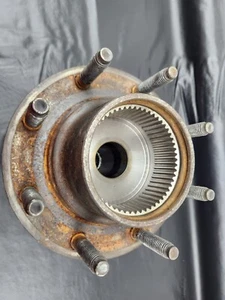 Ford F81Z1104BH Motorcraft HUB4 Bearing Hub Assembly 4WD F250 F350 Excursion - Picture 1 of 7